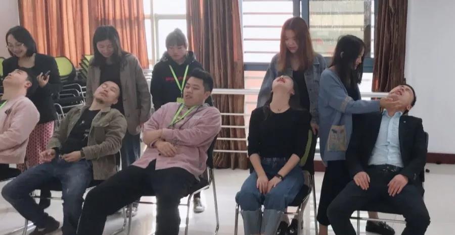 【共業(yè)堂】奮鬥時(shí)光(guāng)裡(lǐ)，愛(ài)讓我們一(yī)起成長(cháng)！